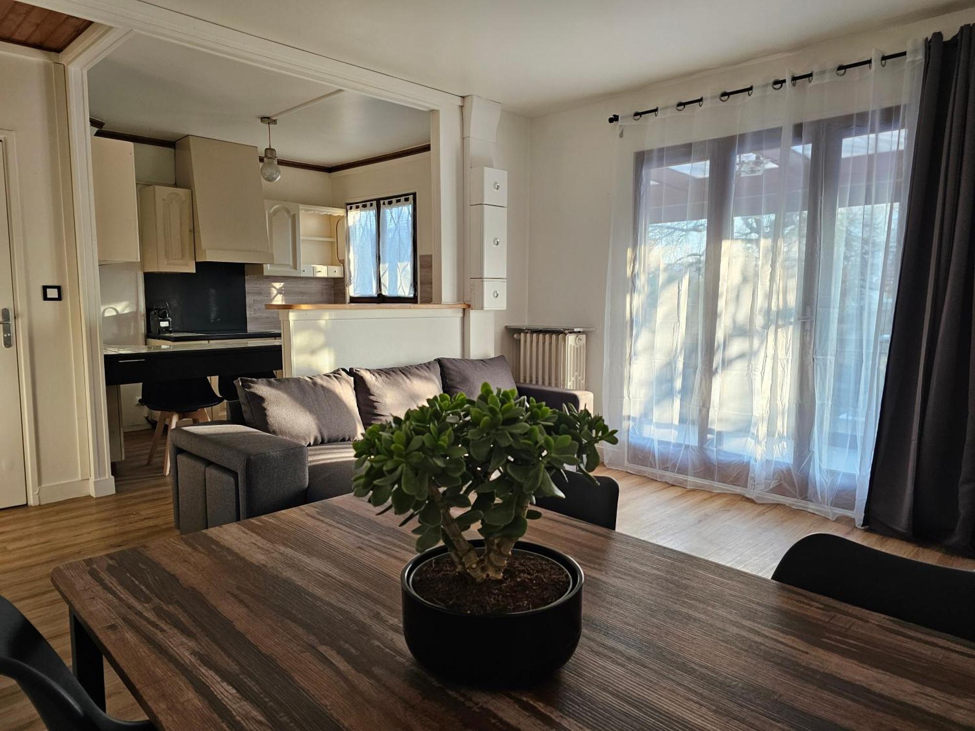 Maison Paris, Vallee Village, Disney & Asterix Chelles  Εξωτερικό φωτογραφία